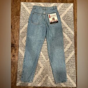 Gap Slim Fitting Ankle Vintage Jeans